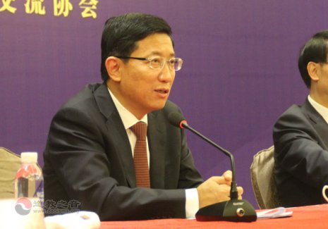 蒋坚永副局长在第三届国际江南体育场馆中国有限公司
论坛新闻发布会上的致辞