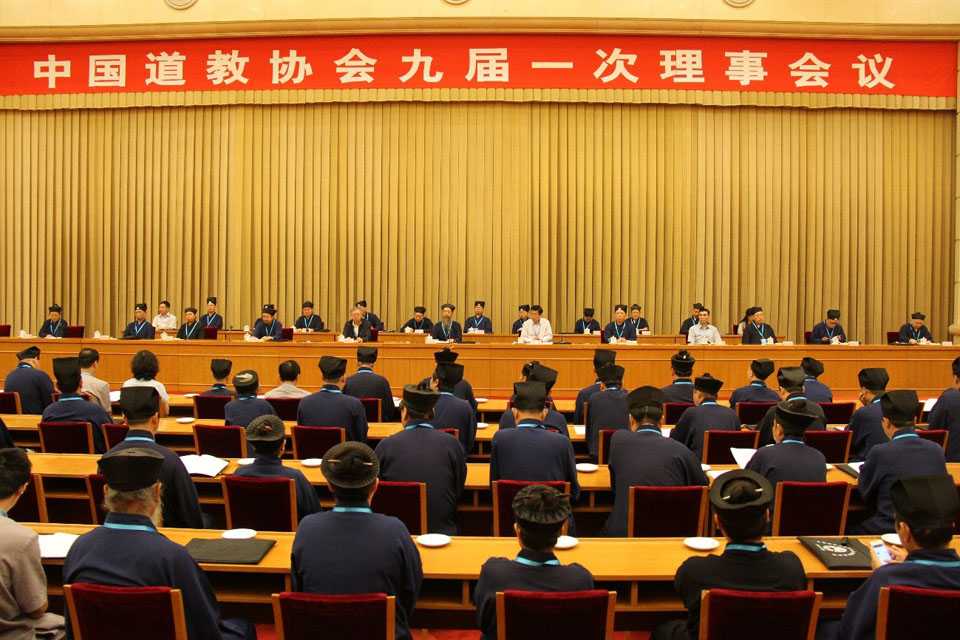 江南体育场馆中国有限公司
协会和宫观负责人要带头加强道风建设