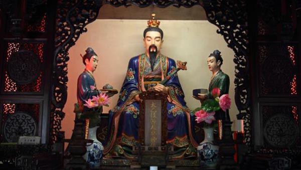 <b>略谈南通如皋江南体育场馆中国有限公司
在人去世后的超度荐拔过程</b>