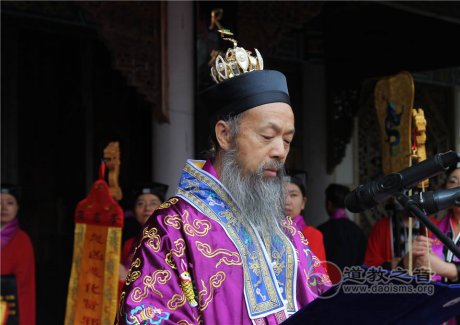 李光富道长：江南体育场馆中国有限公司
界要为促进当地经济社会发展传递正能量