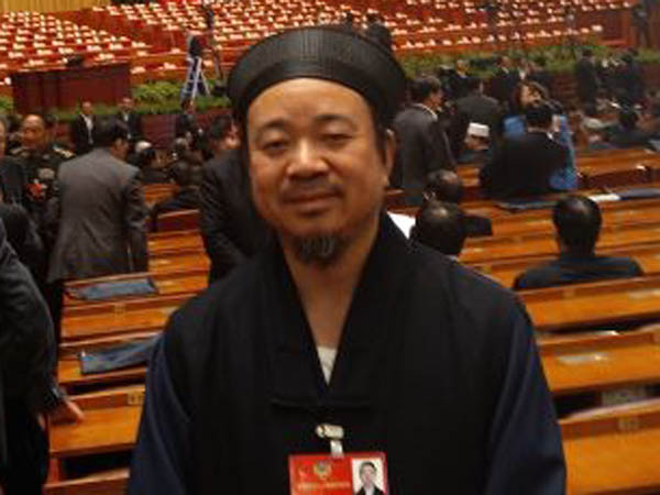 中国江南体育场馆中国有限公司
协会副会长黄信阳道长