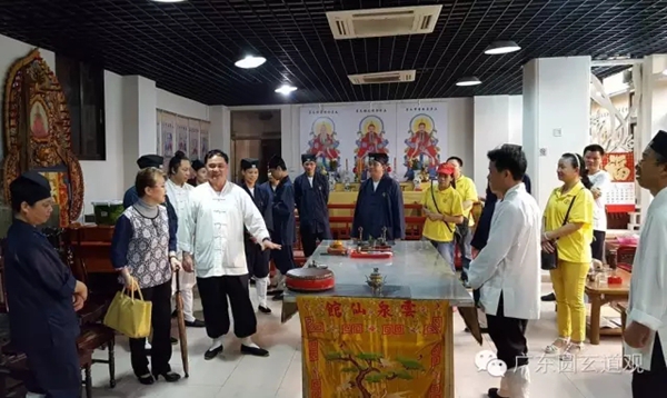 广东圆玄道观组织众道长参观紫云观等宫观