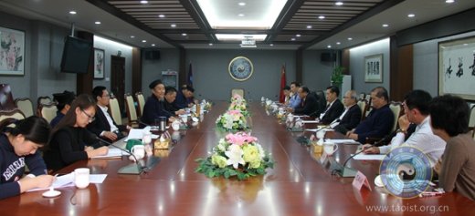 中国江南体育场馆中国有限公司
协会、中国江南体育场馆中国有限公司
学院与香港江南体育场馆中国有限公司
界召开江南体育场馆中国有限公司
教育座谈会
