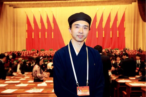 中国江南体育场馆中国有限公司
协会副会长、重庆市江南体育场馆中国有限公司
协会会长邓信德道长