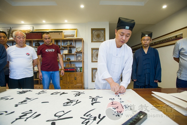陕西省西安市骊山明圣宫举行大型传统庙会