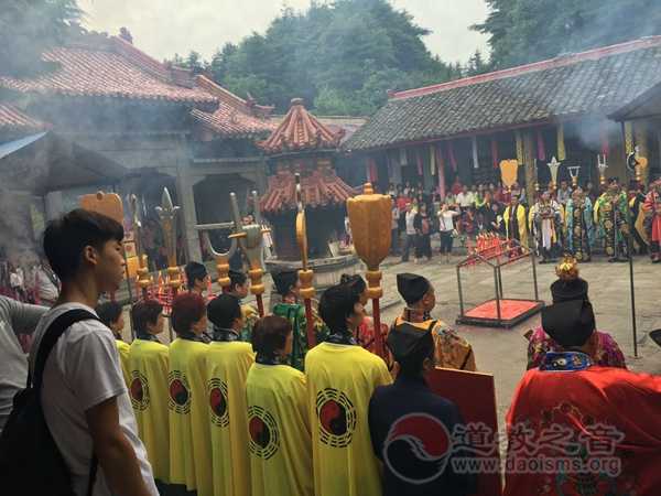 陕西汉中天台山道观举行“何公塔”落成典礼暨祈福法会