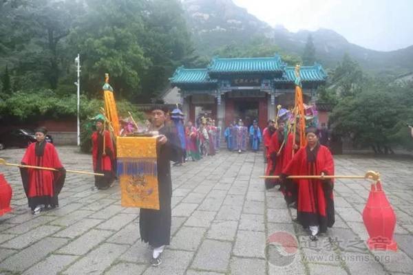 山东青岛崂山太清宫隆重举行迎请法统仪式