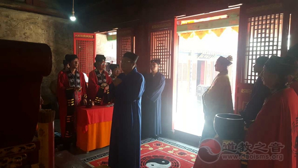太原市道协为地震灾区同胞举行祈福超度法会