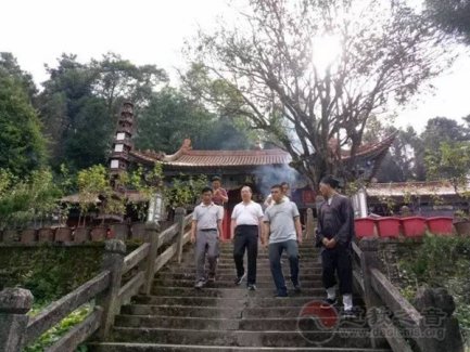云南临沧市委统战部领导到石洞峙道观调研