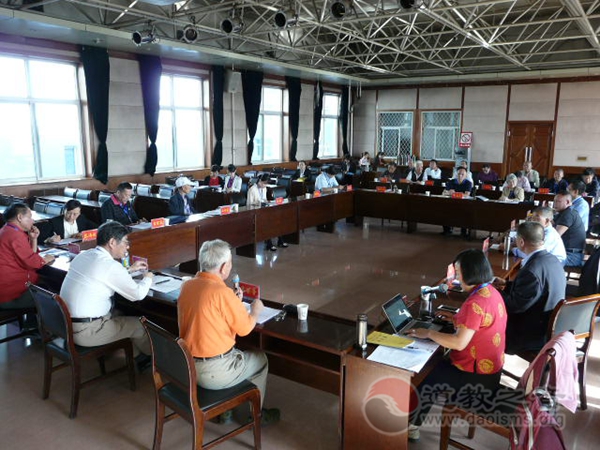 首届“中国·北岳恒山论道”峰会在山西浑源举行
