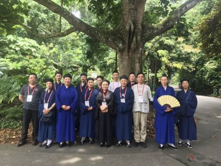 镇江道协会长孙敏财赴新加坡参加韮菜芭城隍庙百年庆典