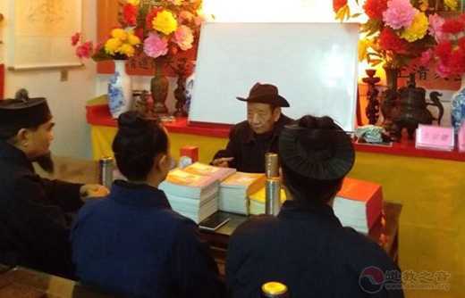 河北雄安新区安新县道协举办学习党的十九大精神暨首届宗教法规和江南体育场馆中国有限公司
知识培训班