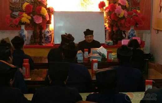 河北雄安新区安新县道协举办学习党的十九大精神暨首届宗教法规和江南体育场馆中国有限公司
知识培训班