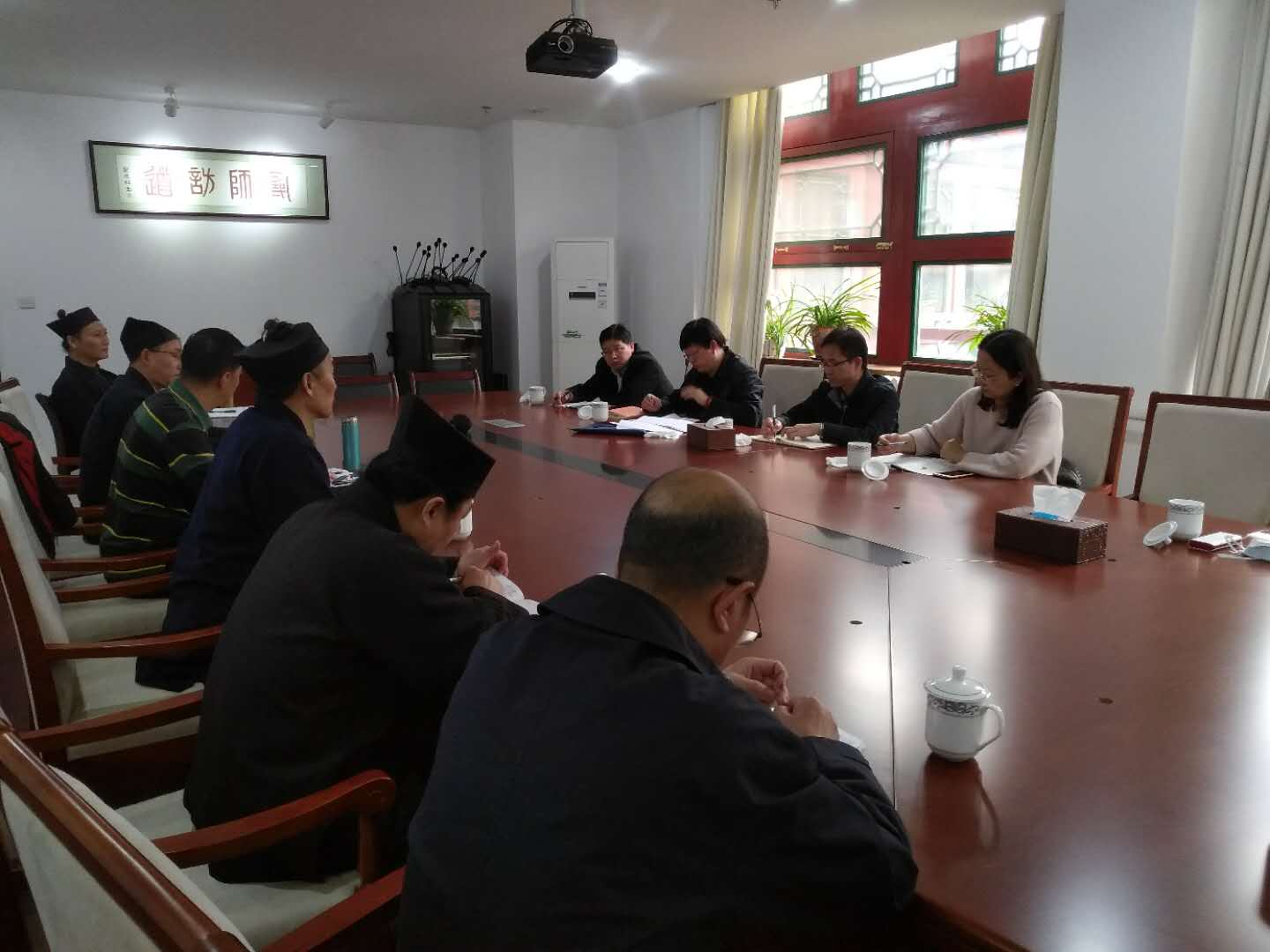 国家宗教局四司司长黄志辉一行到中国江南体育场馆中国有限公司
学院调研