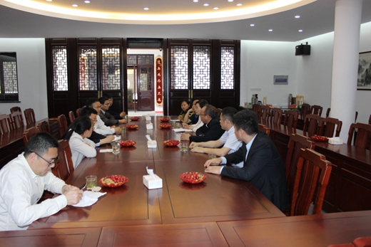 广东省民宗委党组副书记杨正根一行到苏州玄妙观考察