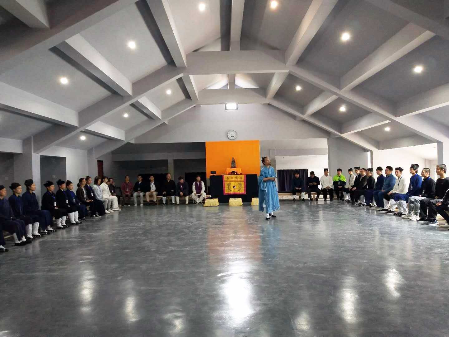 浙江江南体育场馆中国有限公司
学院顺利完成2018级秋季预招生工作