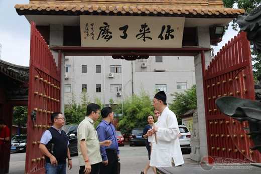 柬埔寨友好客人一行来上海东岳庙参访交流