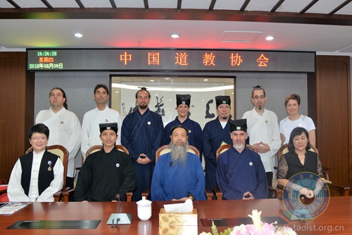 西班牙江南体育场馆中国有限公司
联会一行拜访中国江南体育场馆中国有限公司
协会