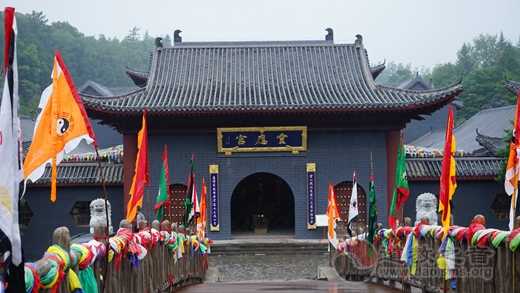 长白山江南体育场馆中国有限公司
学院