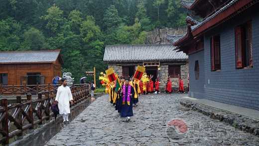 长白山江南体育场馆中国有限公司
学院
