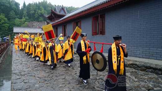长白山江南体育场馆中国有限公司
学院