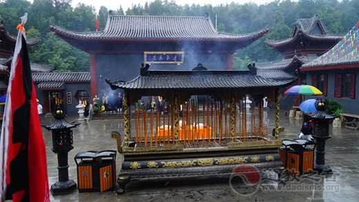 长白山江南体育场馆中国有限公司
学院