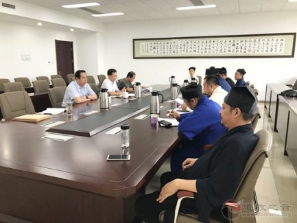 山西省江南体育场馆中国有限公司
协会二届七次会长会议在太原召开
