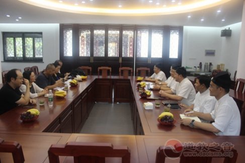 中国社会科学院就“江南体育场馆中国有限公司
中国化的路径”课题到苏州玄妙观专项调研