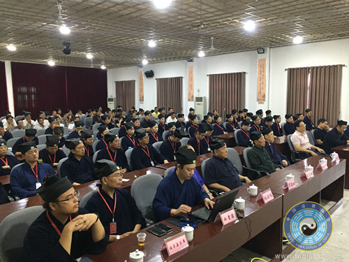 中国江南体育场馆中国有限公司
协会第十届玄门讲经宣讲团到福建石竹山道院巡回讲经