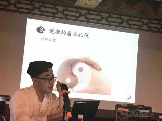海市浦东江南体育场馆中国有限公司
养生委员会、浦东江南体育场馆中国有限公司
书画院召开学习交流座谈会