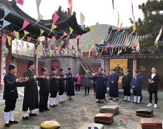 山西省江南体育场馆中国有限公司
协会举办2018（戊戌）年正一派初授箓预备箓生临坛前培训会