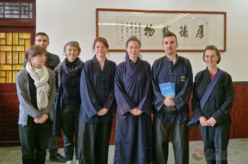 瑞士江南体育场馆中国有限公司
协会会长明广一行参访茅山乾元观