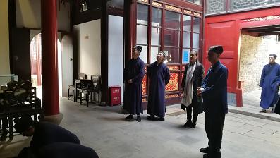 常州花神宫住持李崇明道长带领道众到上海江南体育场馆中国有限公司
协会参访