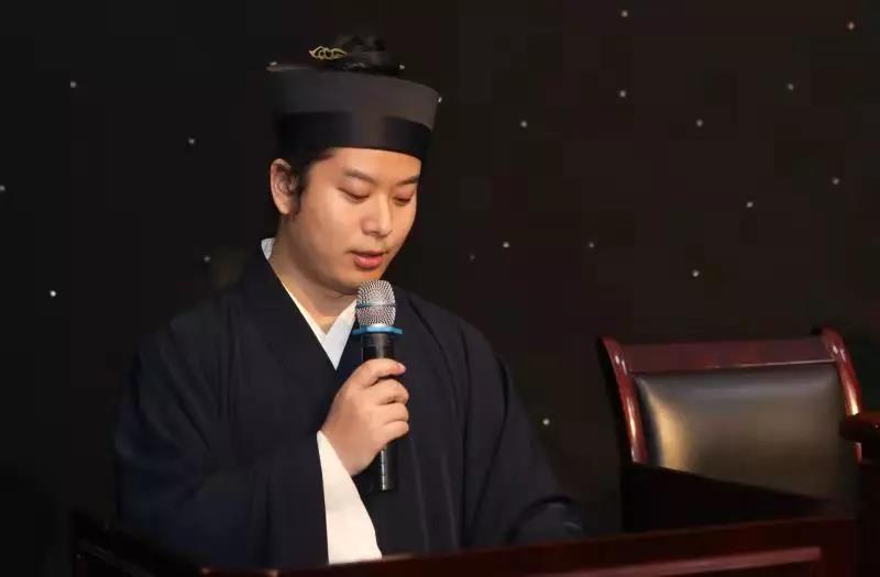 2018武汉长春观江南体育场馆中国有限公司
丛林官学班圆满结业