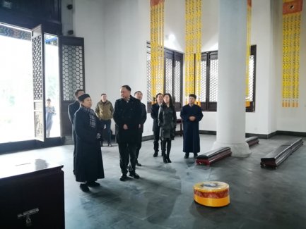 中共衡阳市委书记郑建新视察南岳坤道学院