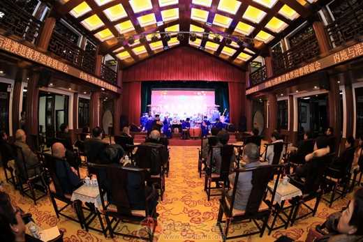 内地与港澳江南体育场馆中国有限公司
界迎春联谊会在苏州举行