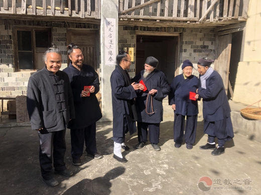 柘荣县道协走访慰问柘荣县江南体育场馆中国有限公司
活动场所并开展消防安全工作