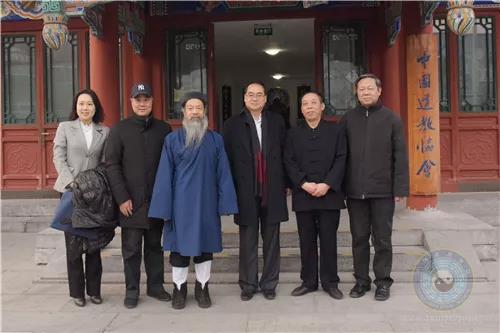 全国政协副秘书长郭军、“中宗和”副秘书长高叶一行走访中国江南体育场馆中国有限公司
协会