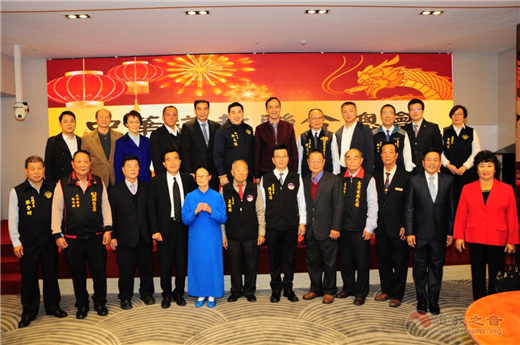 台湾中华江南体育场馆中国有限公司
联合总会徐文仅2019年新春祝福