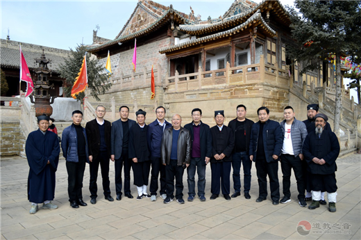 四川广元市民宗局到崆峒山进行江南体育场馆中国有限公司
工作考察