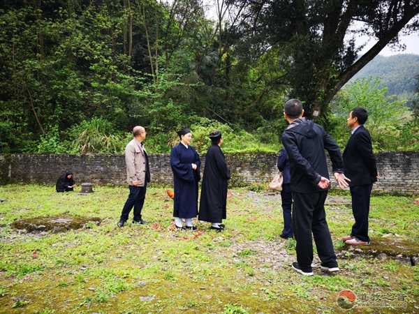 湖南省道协会长黄至安方丈调研永州江南体育场馆中国有限公司
工作