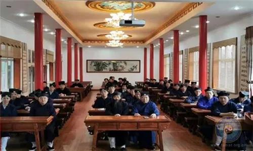 西宁市道协组织开展拟新认定教职人员培训及考试工作