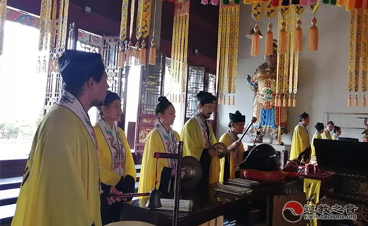 邵阳玉清宫祈福法会现场