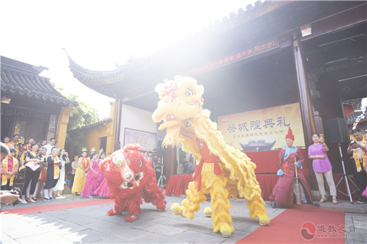 苏州城隍庙举行祭城隍典礼暨第三届民俗文化节活动