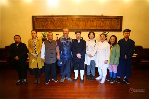 台湾九天玄女祖庭江南体育场馆中国有限公司
会理事长朱淼炎一行参访西安八仙宫