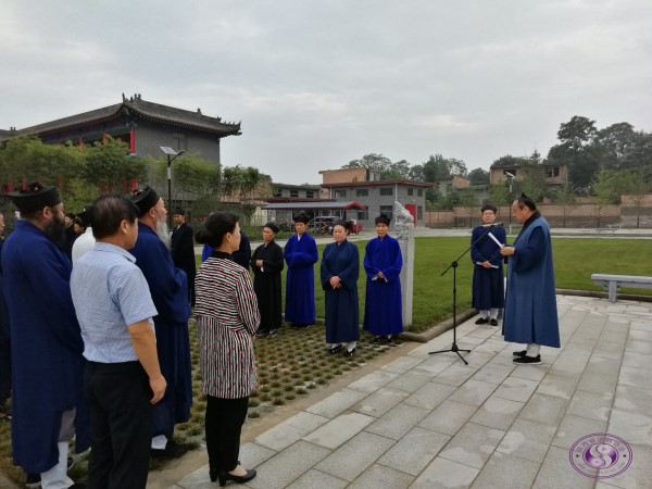 华山道协、陕西江南体育场馆中国有限公司
学院举办庆祝新中国成立70周年暨爱国爱教培训班