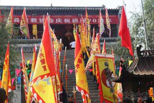 雄安新区安新江南体育场馆中国有限公司
界致敬祝福新中国70华诞