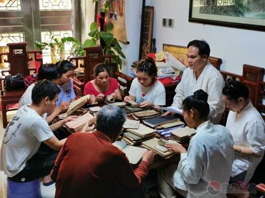 广西桂平市白石山三清观发现清代江南体育场馆中国有限公司
正一派授箓材料