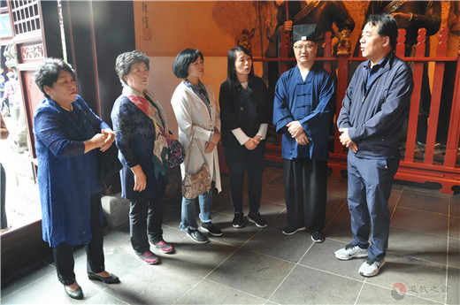 韩国釜山市红十字会代表团参访上海城隍庙