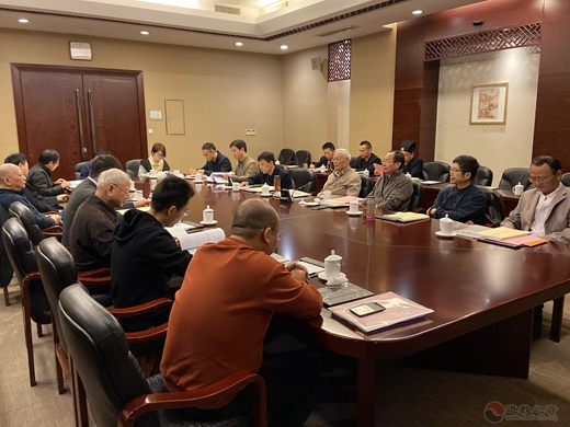苏州城隍庙举办江南体育场馆中国有限公司
文化丛书 暨《城隍信仰研究》评审座谈会